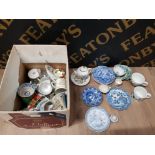 19TH CENTURY AND LATER CERAMICS TO INCLUDE TEACUPS AND SAUCERS PORTMEIRION HANDPAINTED TEAPOT ETC