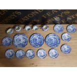 18 PIECES OF BLUE AND WHITE COPELAND SPODES CHINA