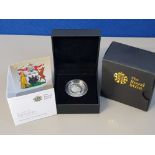 UK ROYAL MINT 2011 ONE POUND EDINBURGH CASTLE SILVER PROOF COIN IN CASE OF ISSUE WITH CERTIFICATE