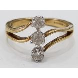 9CT YELLOW GOLD RING WITH TRIPLE DIAMONDS SETTING, 2.9G GROSS, SIZE N1/2