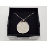 SILVER JUBILEE COIN IN SILVER MOUNT AND CHAIN 38G