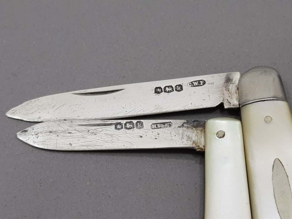 TWO GEORGE V SILVER AND MOTHER OF PEARL FRUIT KNIVES SHEFFIELD 1927 ONE BY CHARLES WILLIAM - Image 3 of 3