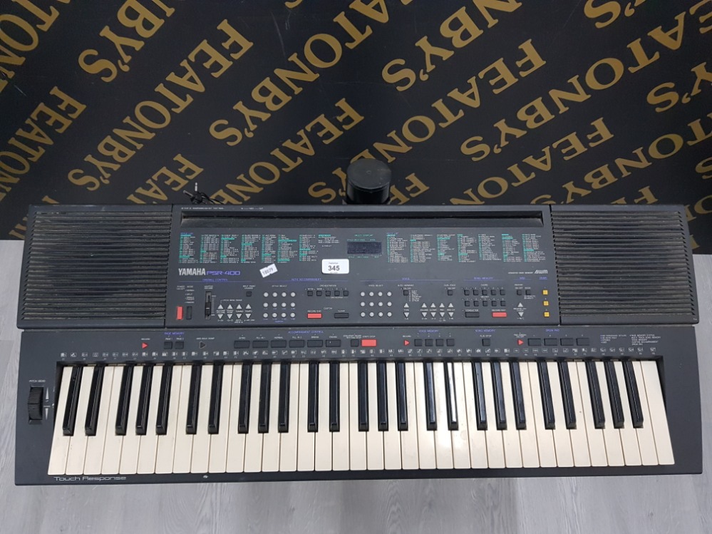 YAMAHA PSR 400 KEYBOARD WITH STAND AND SONG BOOK - Image 2 of 2