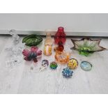 STUDIO ART GLASS DISHES SWEDISH BEGGING DOG PAPERWEIGHTS TO INCLUDE CAITHNESS SWAROVSKI CHICK AND
