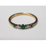 9CT YELLOW GOLD EMERALD AND DIAMOND 5 STONE RING 1.5G GROSS SIZE P