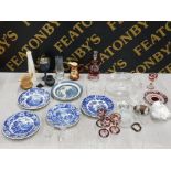 COLLECTION OF INTERESTING GLASS AND CERAMIC ITEMS INCLUDING LATE VICTORIAN GLASS BOWLS