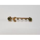 15CT YELLOW GOLD PERIDOT AND PEARL BROOCH GROSS 1.3G