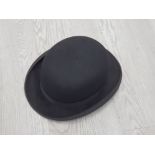 WOOD AND SONS TAILORS NORTH AND SOUTH SHIELDS BOWLER HAT 20CM INTERNAL FROM LONGEST POINT