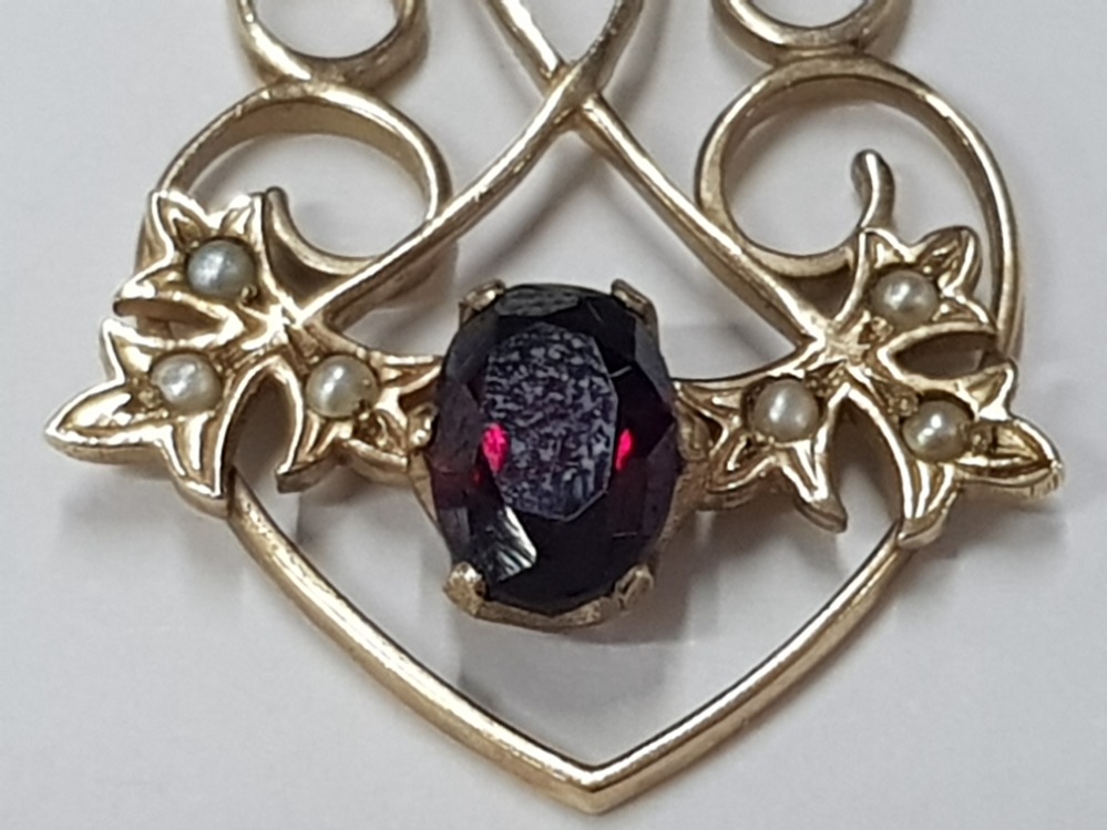 9CT YELLOW GOLD GARNET AND PEARL PENDANT GROSS 2.2G - Image 2 of 2