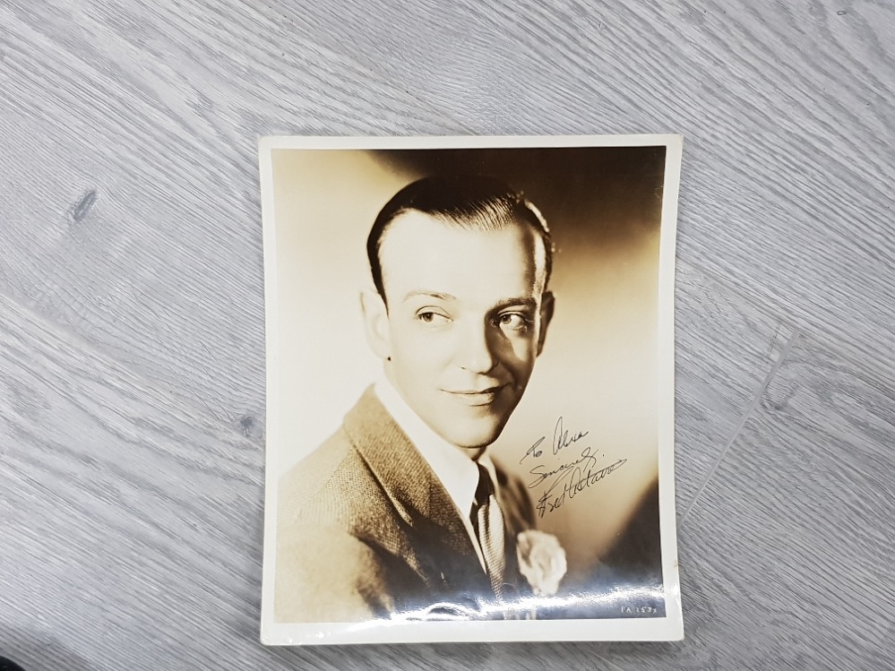 FRED ASTAIRE SIMPLY SUPERB SIGNED SEPIA VINTAGE PHOTO