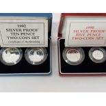 1990 ROYAL MINT TWO COIN 5P SILVER PROOF SET TOGETHER WITH 1992 ROYAL MINT 2 COIN 10P SET BOTH IN