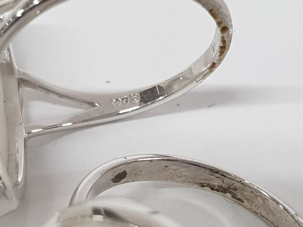 TWO SILVER AND QUARTZ RINGS STAMPED SIZES T 1/2 AND U 13.1G GROSS - Image 4 of 4