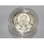 UK ROYAL MINT 2011 ONE POUND EDINBURGH CASTLE SILVER PROOF COIN IN CASE OF ISSUE WITH CERTIFICATE OF