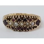 9CT YELLOW GOLD PURPLE AND WHITE STONE CLUSTER RING, 2.6G SIZE N