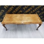 A CARVED MAHOGANY RECTANGULAR COFFEE TABLE 122 X 42.5 X 51CM