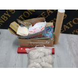 COLLECTION OF KNITTING ITEMS INCLUDES BAG OF WOOL