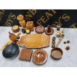 QUANTITY OF TREEN ITEMS SUCH AS COASTERS, ASH TRAY, CANDLE HOLDER ETC PLUS HEAVILY CARVED VASE