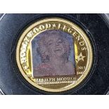 MARILYN MONROE GOLD 1 DOLLAR COIN FROM THE COOK ISLANDS, IN CASE WITH CERTIFICATE, COIN WEIGHT 0.5G