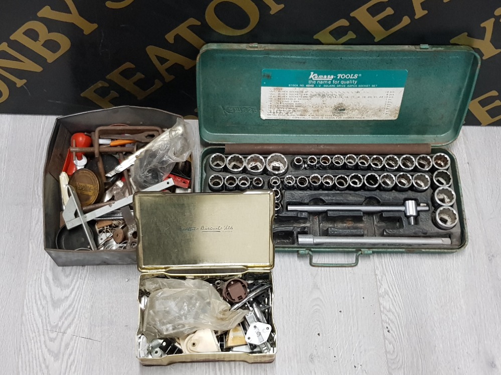 MIXED TOOLS INCLUDING RATCHET SET AND VINTAGE BISCUIT TIN BOX - Image 2 of 5