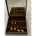 4 PAIRS OF 9CT GOLD EARRINGS IN CASE