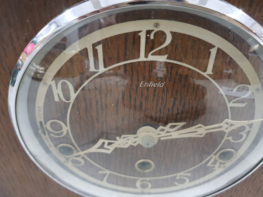 AN ENFIELD OAK CASED MANTLE CLOCK WITH ARABIC DIAL - Image 2 of 4