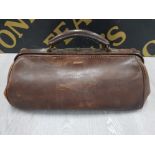 A VINTAGE LEATHER DOCTOR'S BAG WORKING WITH 2 SETS OF KEYS 41CM LONG