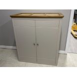 MODERN CONTEMPORARY TWIN DOOR STORAGE UNIT, H120CM W108CM D57CM