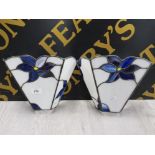 A PAIR OF TIFFANY STYLE WALL UPLIGHTERS WITH PURPLE FLOWER DECORATION 22CM HIGH