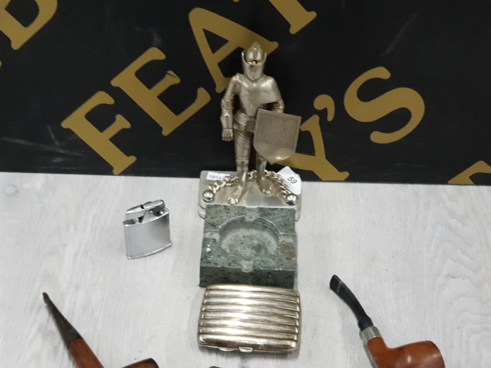 TABLE LIGHTER AS A KNIGHT ON STAND A RONSON POCKET LIGHTER A SLATE ASH TRAY SMALL SILVER PLATED - Image 3 of 3