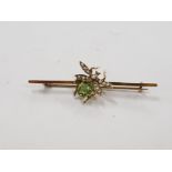 9CT GOLD BUG BROOCH INSET WITH SEED PEARLS AND GREEN STONE 5G GROSS