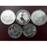 5 SILVER ONE OUNCE COINS COMPRISING USA 1986 AND 2011, AUSTRALIA 2012, CANADA 2011 AND UK 2014,