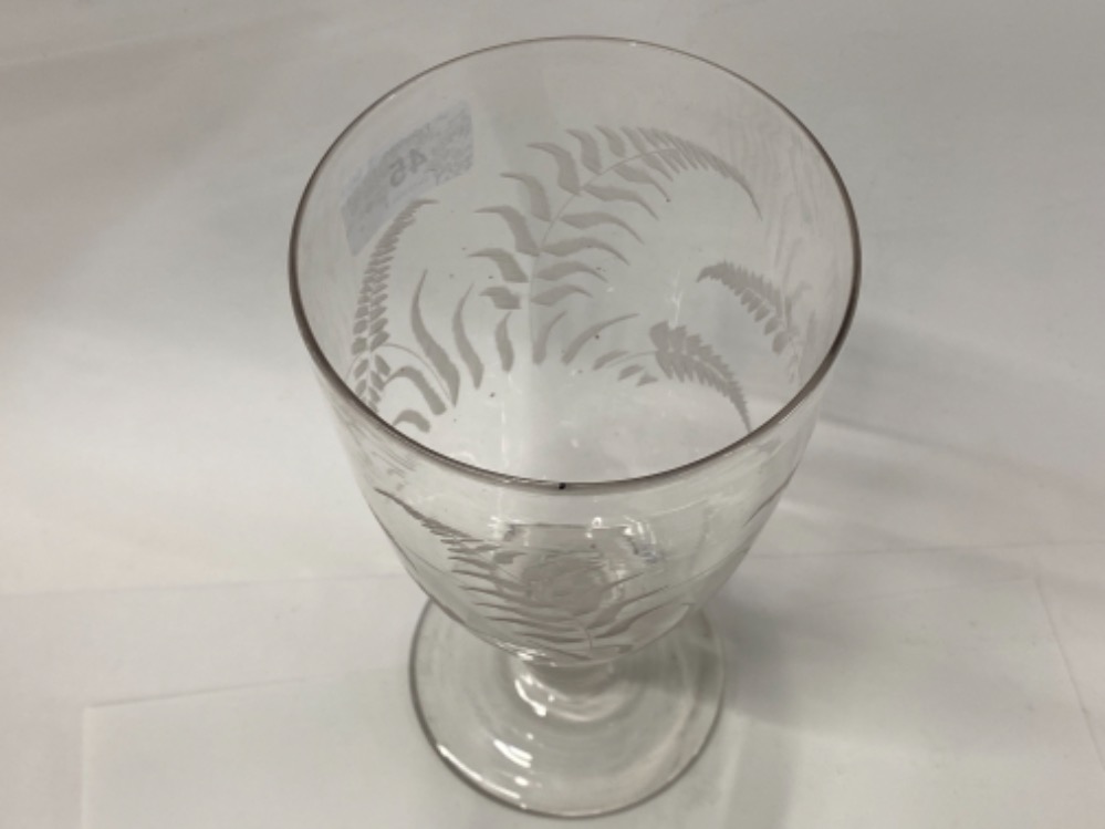 LATE 19TH CENTURY MOUTH BLOWN HANDMADE CELERY VASE HAND ETCHED WITH FERNS - Image 3 of 4