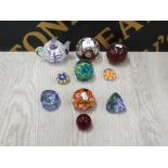 10 ASSORTED PAPERWEIGHTS INCLUDING CONTROLLED BUBBLES MILLEFIORI CAITHNESS MDINA ETC