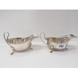 2 HALLMARKED SHEFFIELD SILVER GRAVY BOATS, 210 GRAMS TOTAL WEIGHT