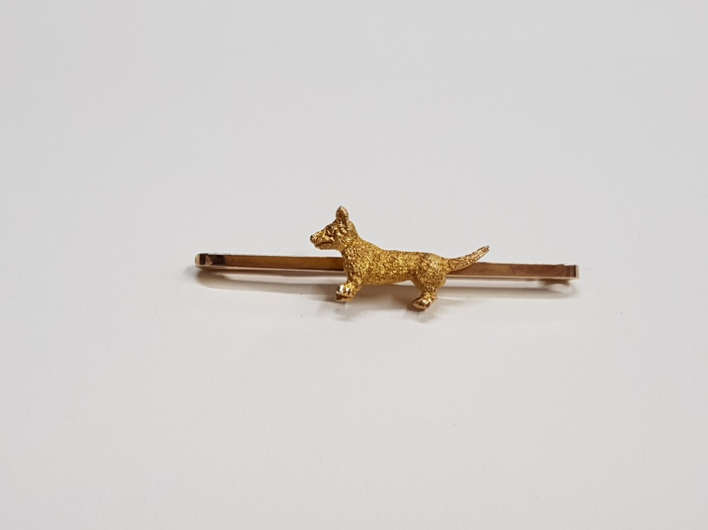 VINTAGE 9CT YELLOW GOLD DOG BAR BROOCH NICELY DETAILED IN GREAT CONDITION 3.6G