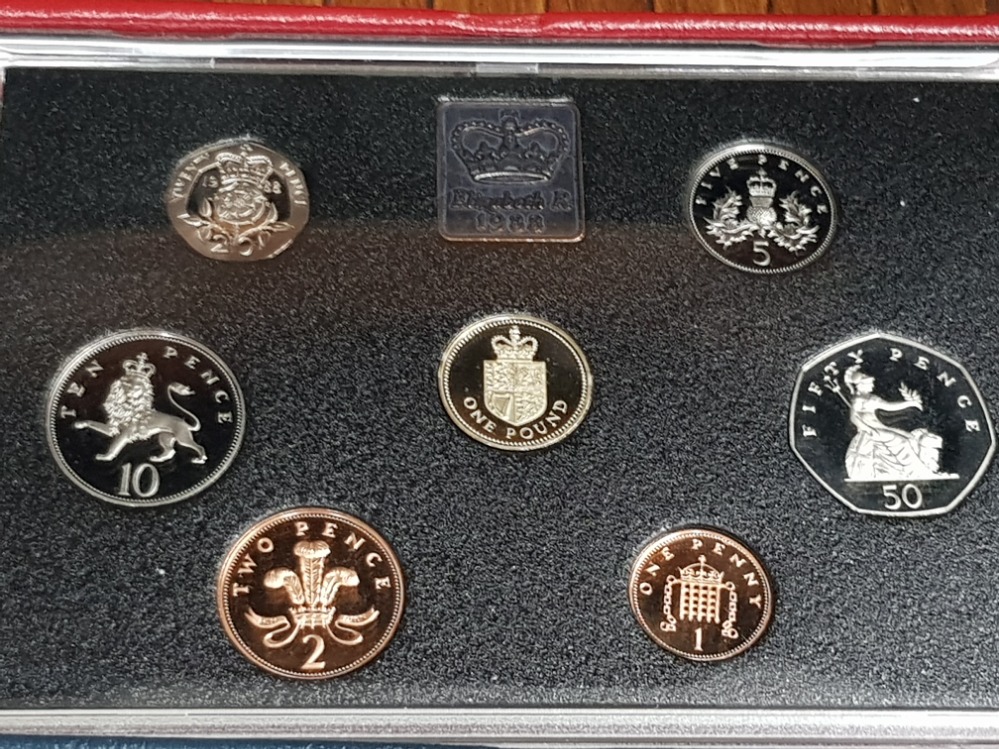 2 ROYAL MINT UK 1987 AND 1988 PROOF YEAR SETS COMPLETE IN ORIGINAL CASES WITH CERTIFICATES - Image 2 of 6