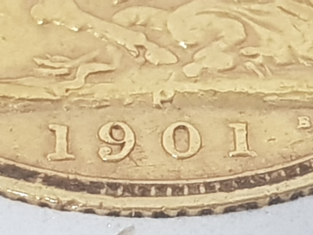 22CT GOLD 1901 FULL SOVEREIGN COIN STRUCK IN PERTH - Image 2 of 3