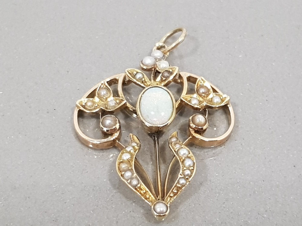 ANTIQUE 15CT GOLD VICTORIAN OPAL AND PEARL PENDANT