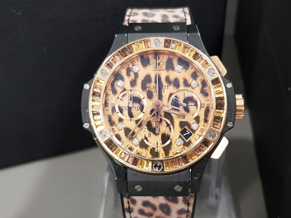 18CT ROSE GOLD HUBLOT BIG BANG LIMITED EDITION LEOPARD PRINT DIAMOND DOT DIAL IN GOOD WORKING ORDER - Image 2 of 4