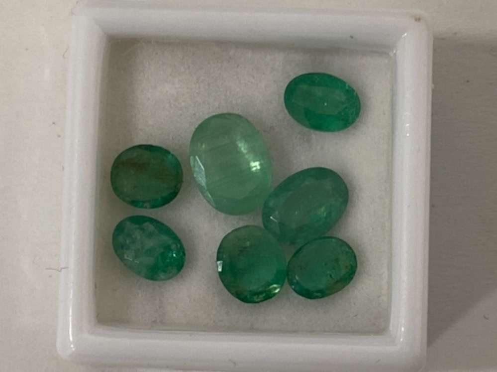 5.29 CARATS EMERALDS - OVAL CUTS, 7 IN TOTAL - Image 2 of 2