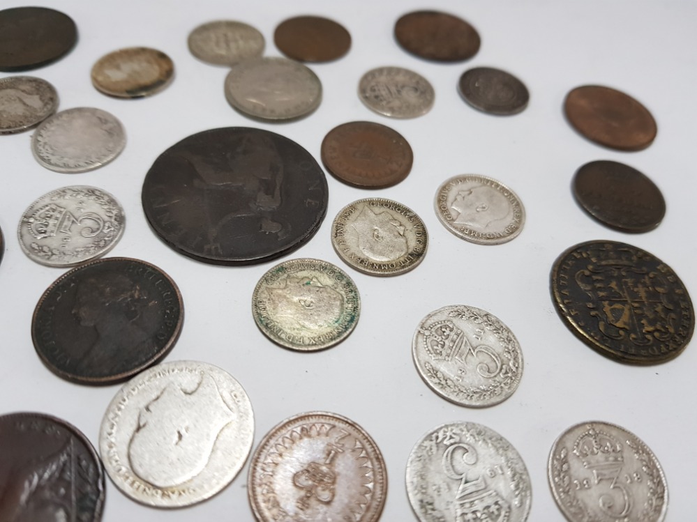 MIXED COLLECTION OF UK COINAGE INCLUDING KEY DATES 1956 1/4 D, 1952 6D, 1844 1/2 OF FARTHING ETC - Image 3 of 5