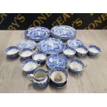 30 PIECES OF BLUE AND WHITE SPODE INCLUDES DINNER PLATES CUPS AND SAUCERS ETC