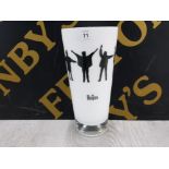 THE BEATLES VASE 25CM