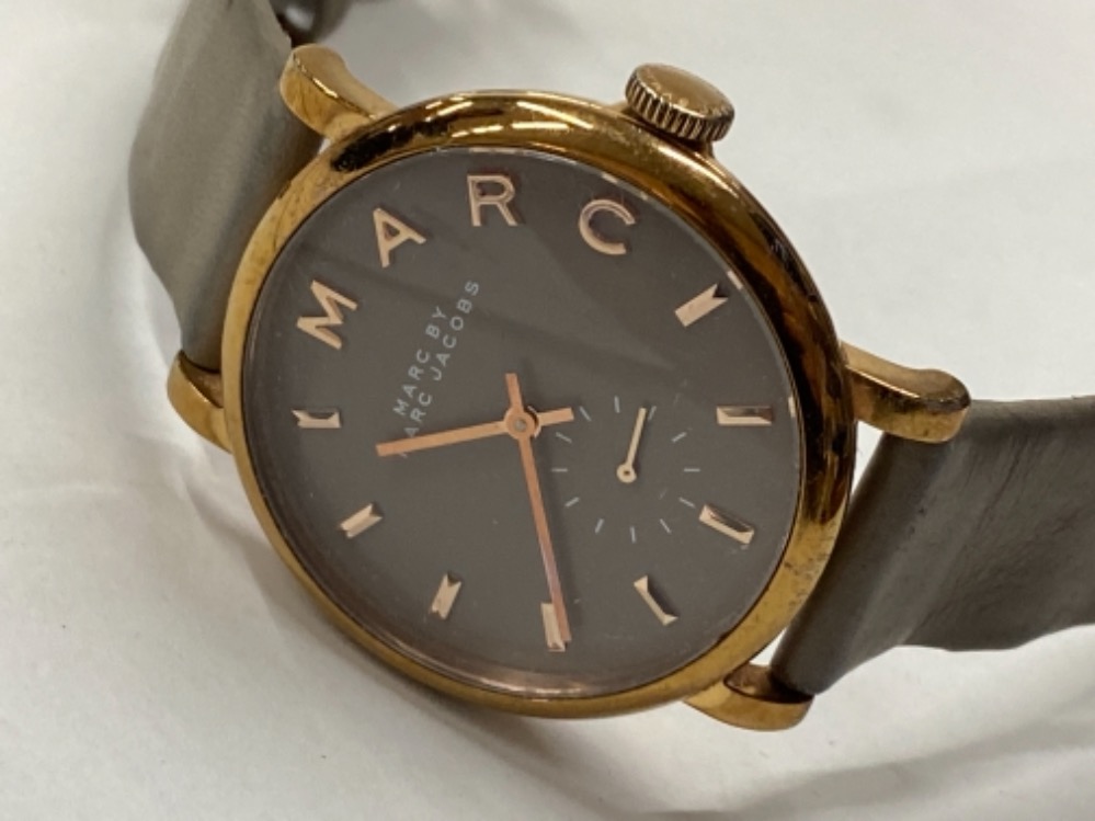 STAINLESS STEEL MARC BY MARC JACOBS WRISTWATCH, GENUINE LEATHER STRAP