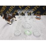 MISCELLANEOUS ITEMS TO INCLUDE NICE CRYSTAL CENTRE BOWL 6 ETCHED WINE GLASSES LARGE HORSE ORNAMENT