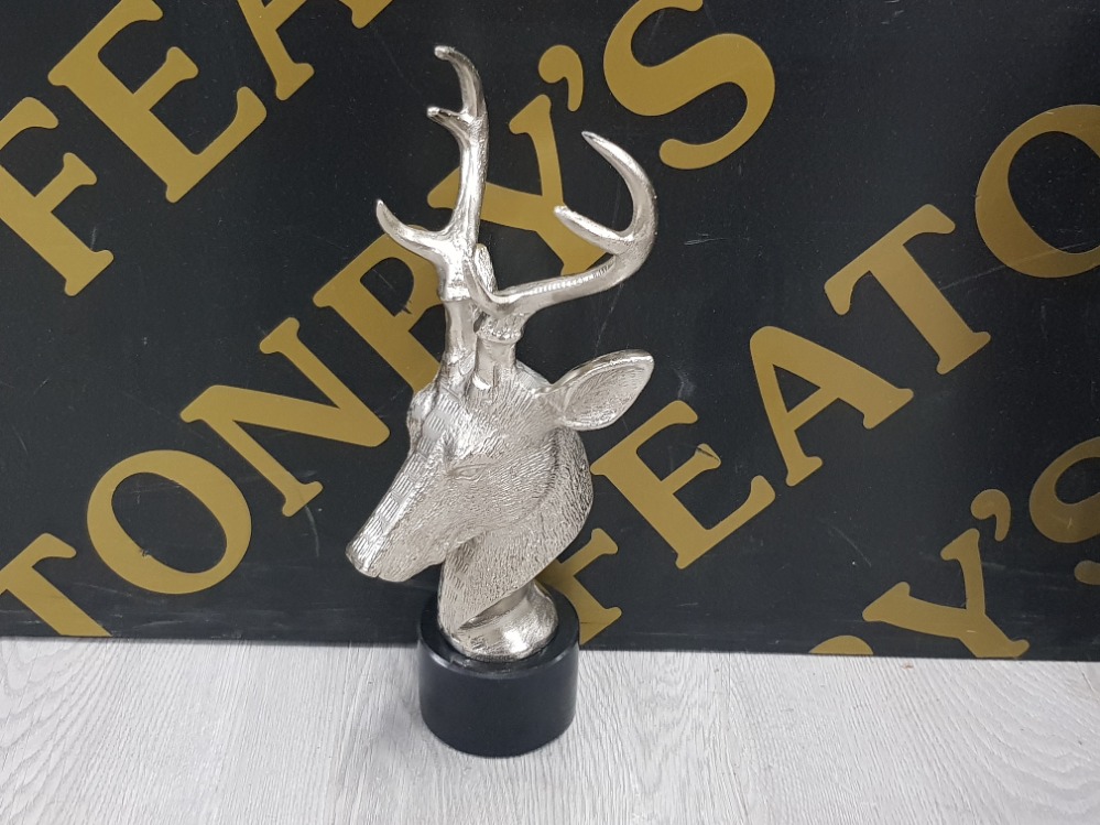 CHROME EFFECT STAGS HEAD BUST ON PLINTH 32CM - Image 2 of 3