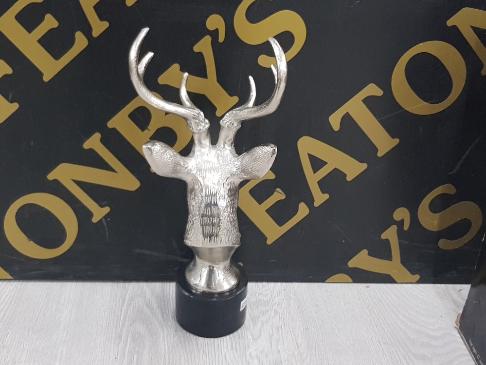 CHROME EFFECT STAGS HEAD BUST ON PLINTH 32CM - Image 3 of 3