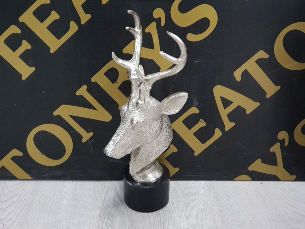 CHROME EFFECT STAGS HEAD BUST ON PLINTH 32CM - Image 2 of 3