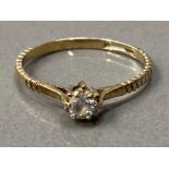 9CT GOLD CZ SOLITAIRE RING 1.9G SIZE N