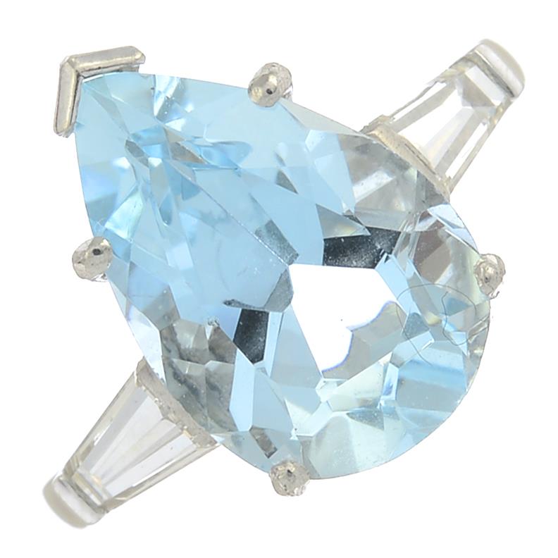 A platinum aquamarine single-stone ring, - Image 5 of 5